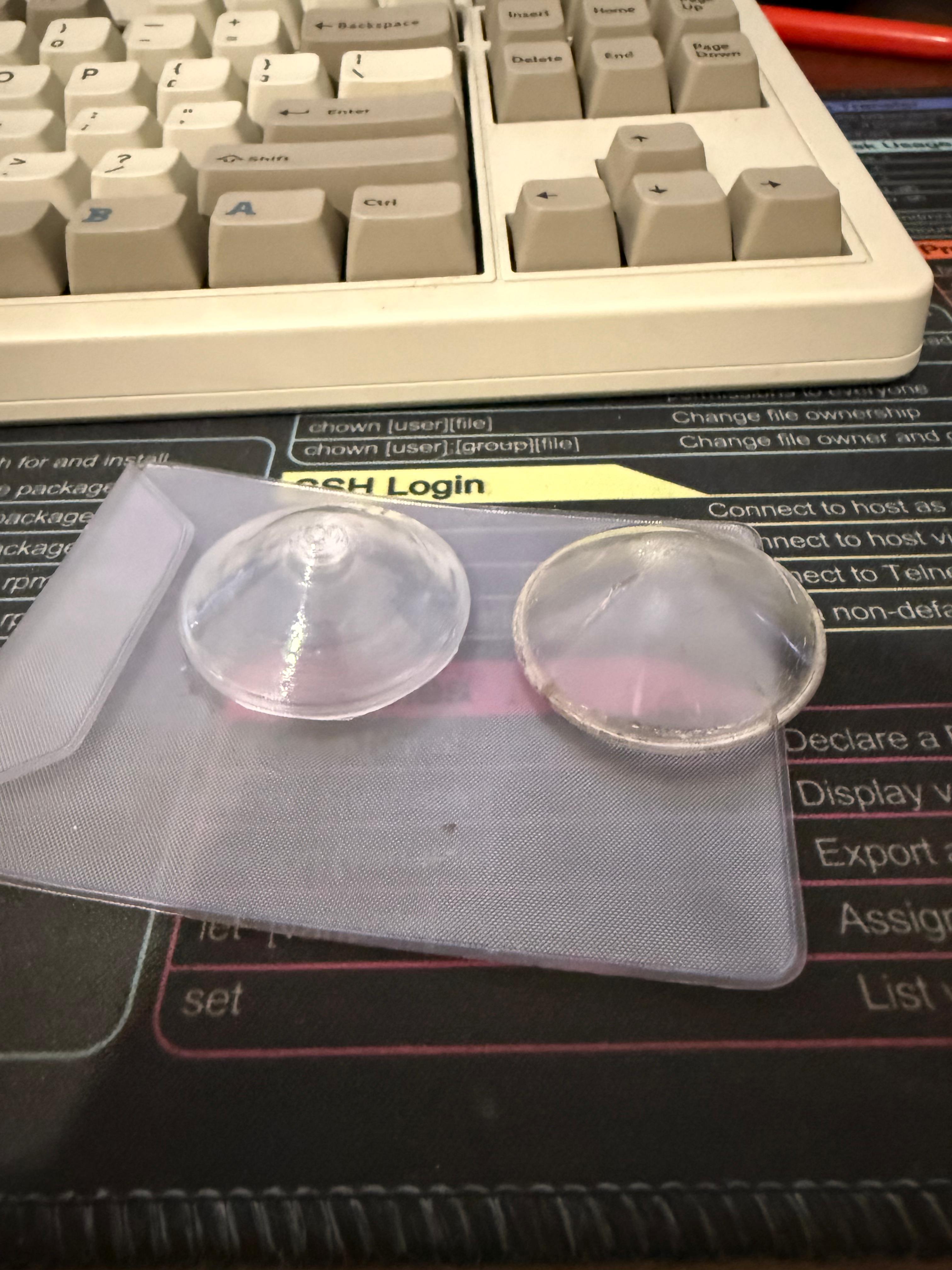 Réplica de lente de carro em filamento transparente